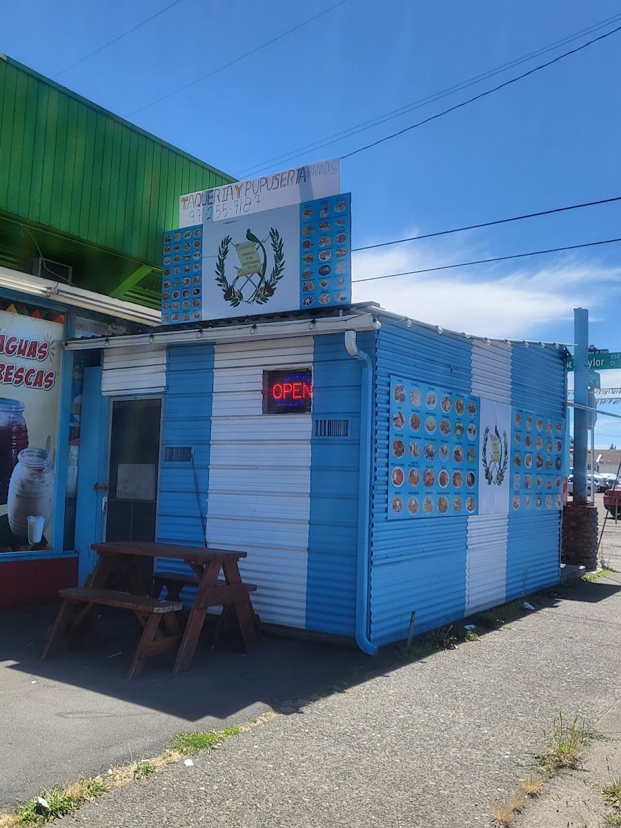 Taqueria Y Pupuseria Ramos